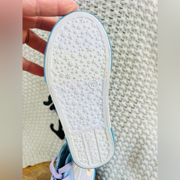 Bluey Toddler Girl Athletic High Top Sneaker size 10 NWT - Picture 3 of 6